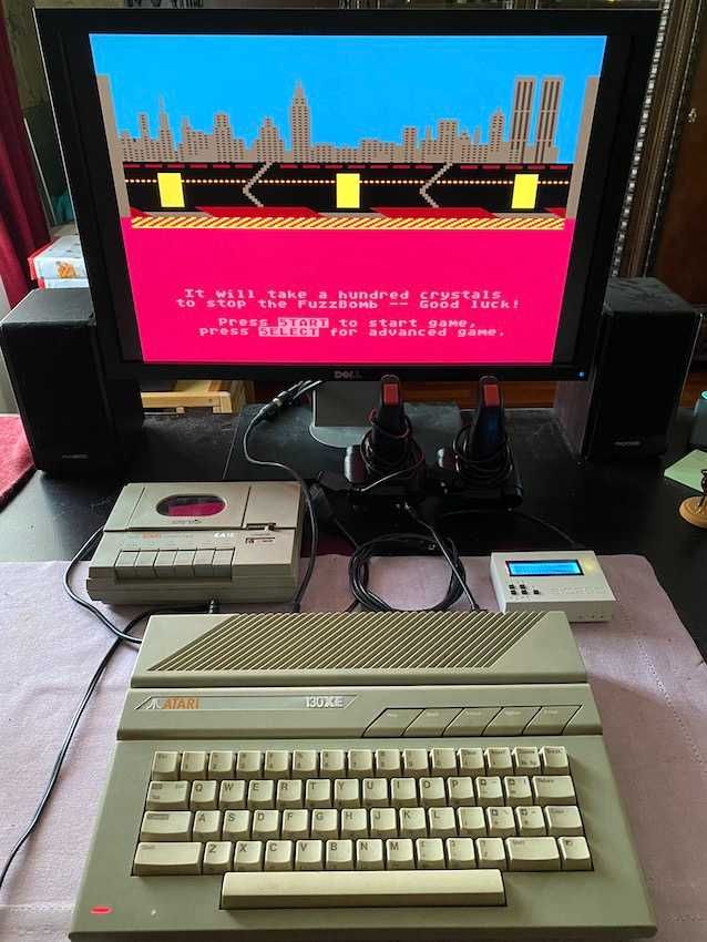 ATARI 130XE +SIO2SD+XC12+2xJoystick+karta SD