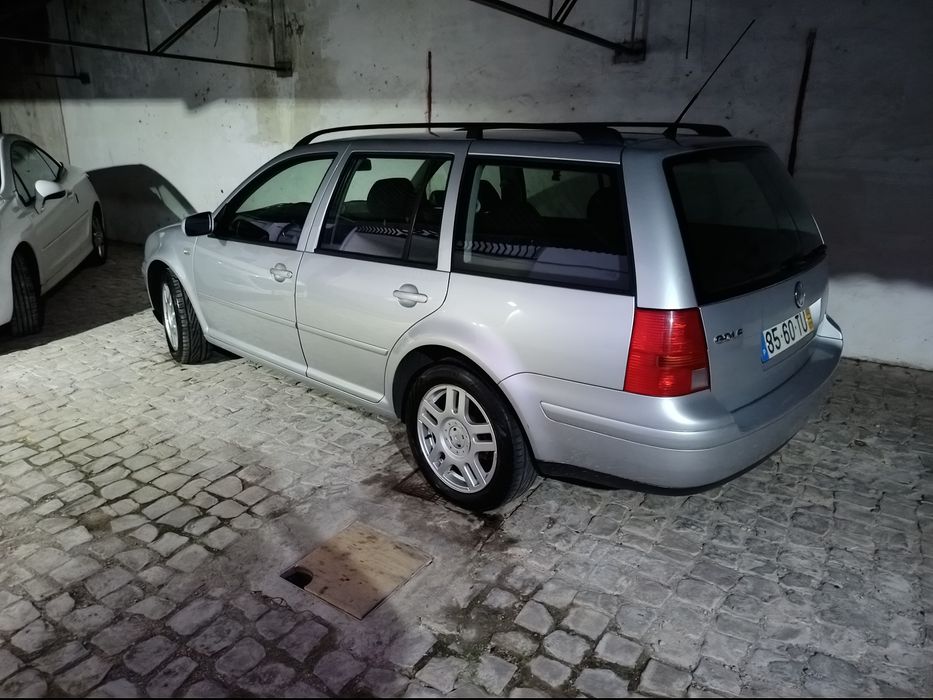Golf  1.4  2002  bem conservada.