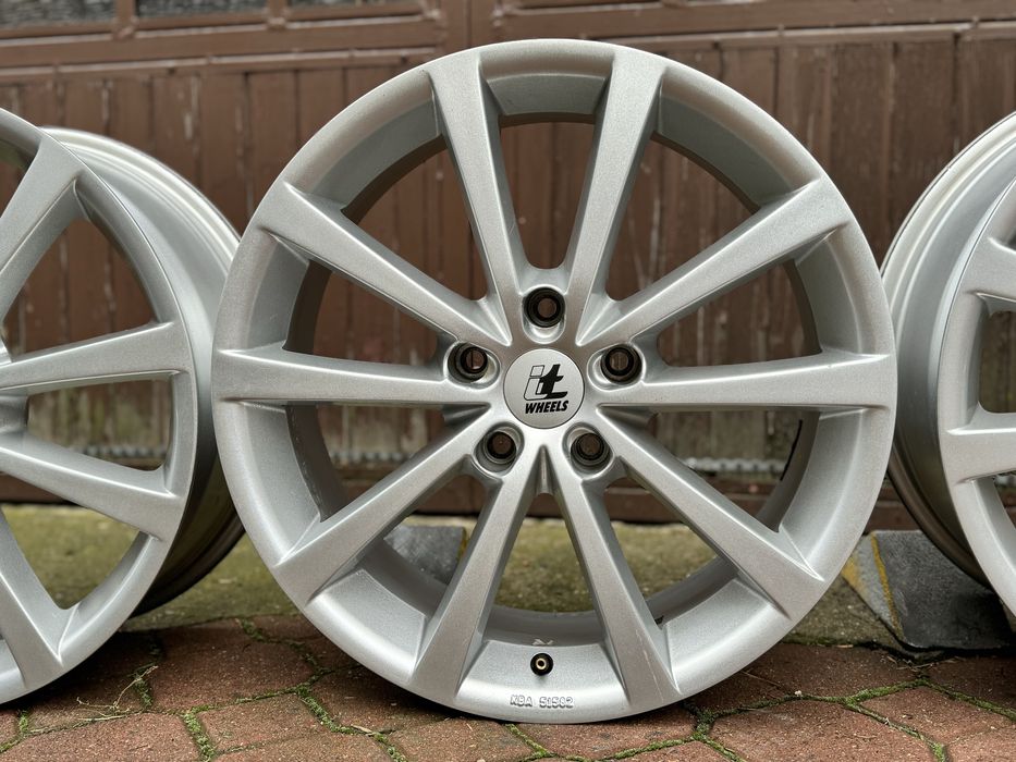 Alufelgi IT Wheels 5x120 18” 7,5J ET 40 BMW/VW T5/X5