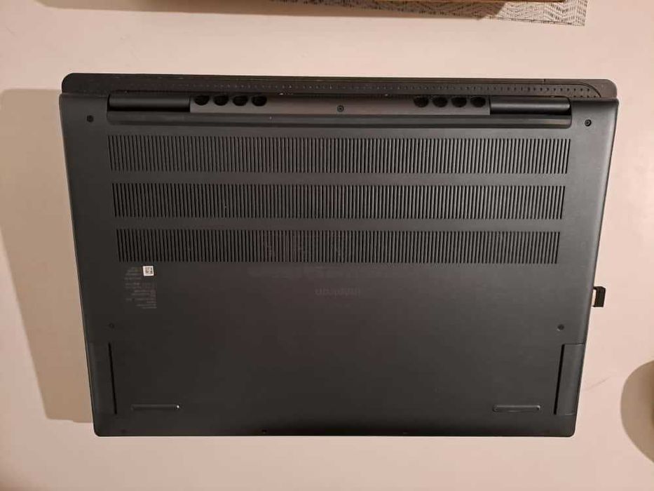 Dell inspiron 16 7610/ RTX 3050 / RAM 16GB