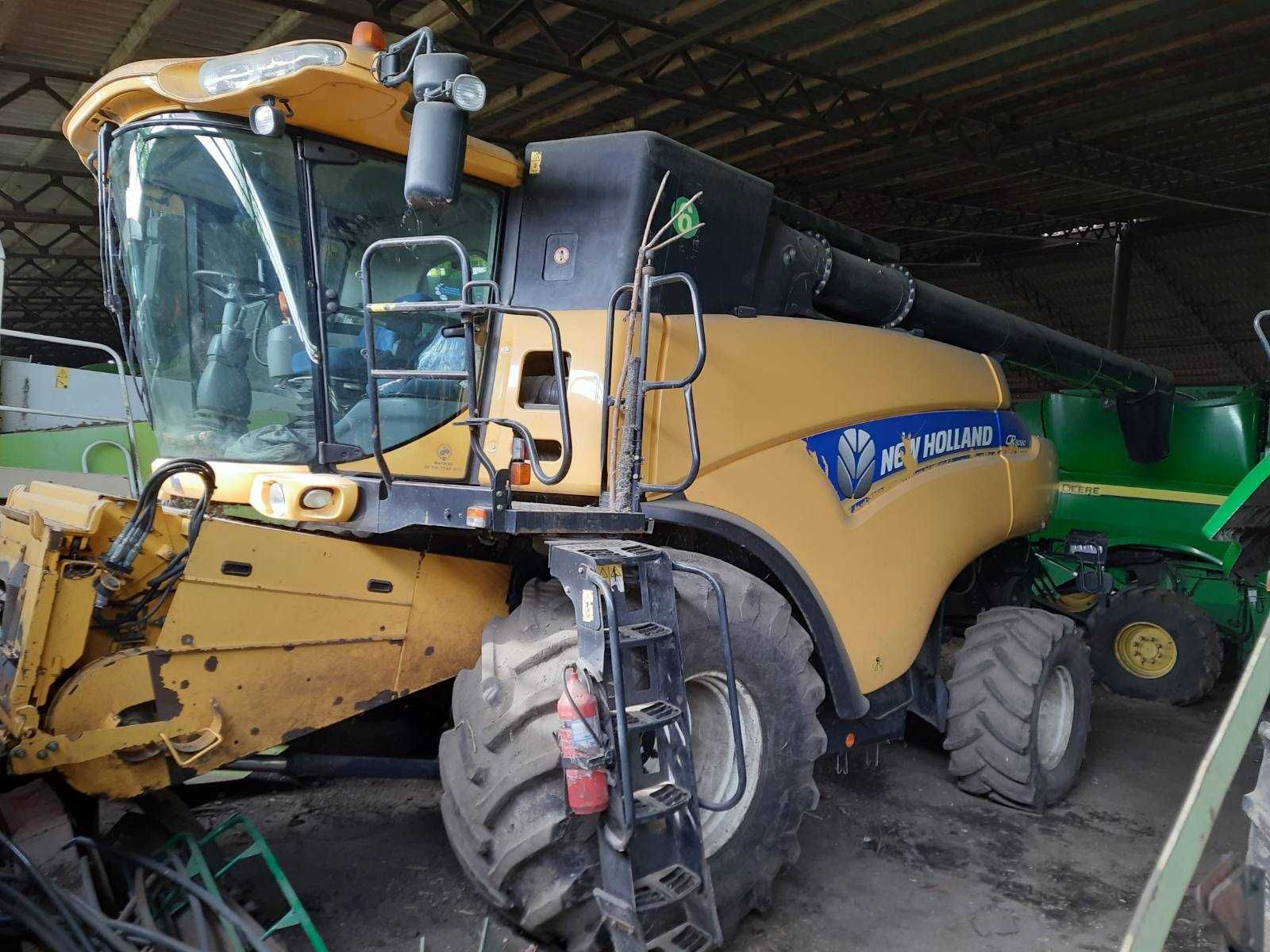 Продається комбайн New Holland CR 9080 2012 року випуску.