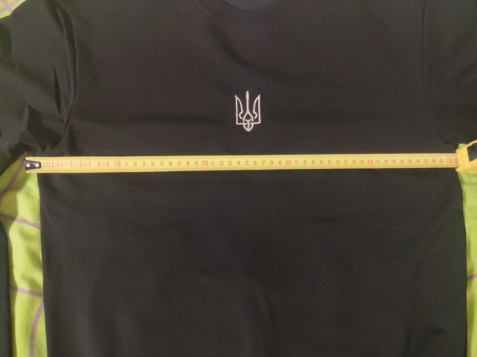 Свитшот с гербом Украины мужской черный новый размер S
