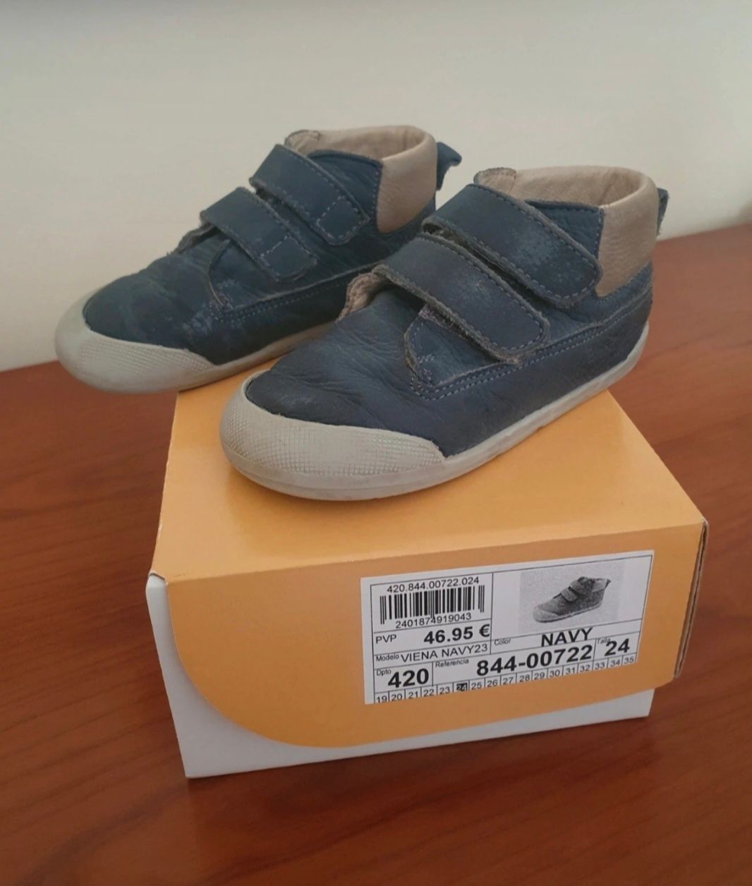 Botas Blanditos unisexo tamanho 24
