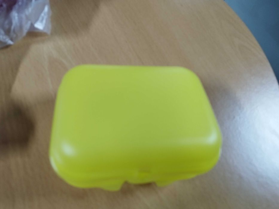 Conjunto de várias Tupperware lanche