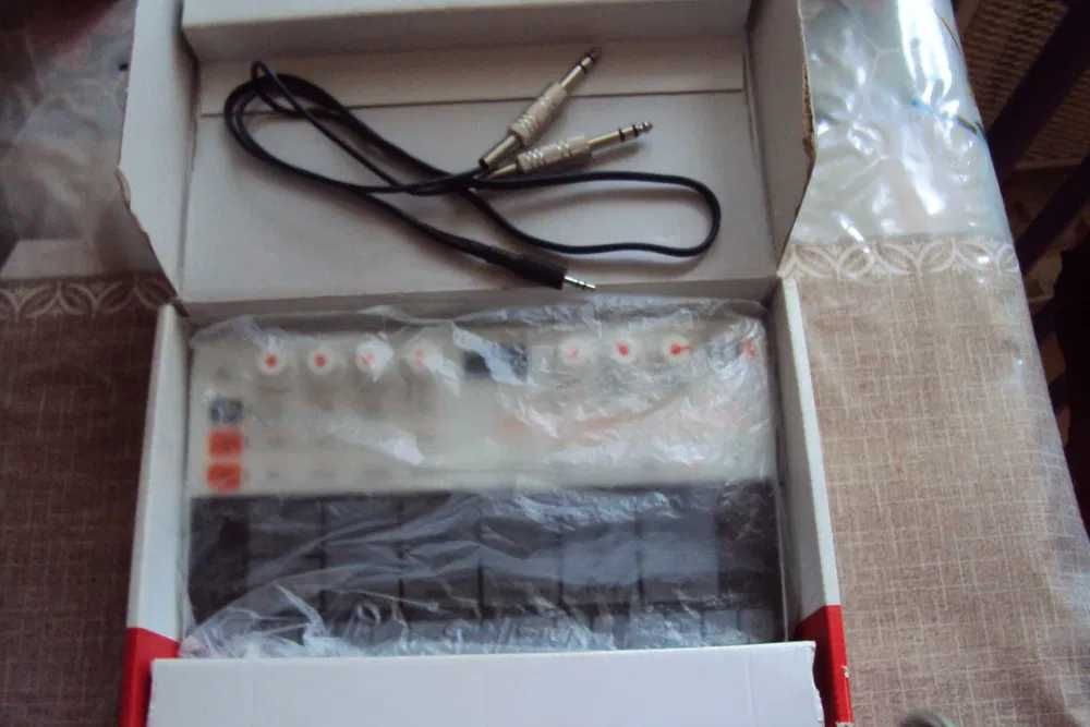 Драм-машина IK Multimedia UNO Drum