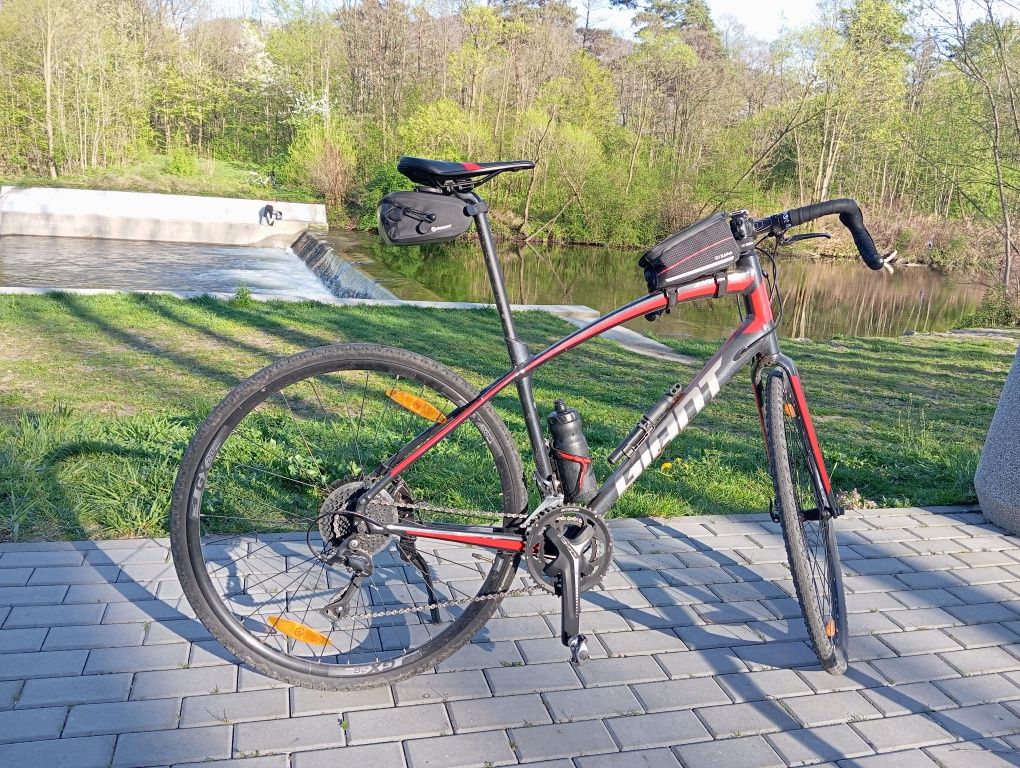 Giant anyroad 2 GRAVEL szosa endurance kolarka 28 29 rower jak nowy