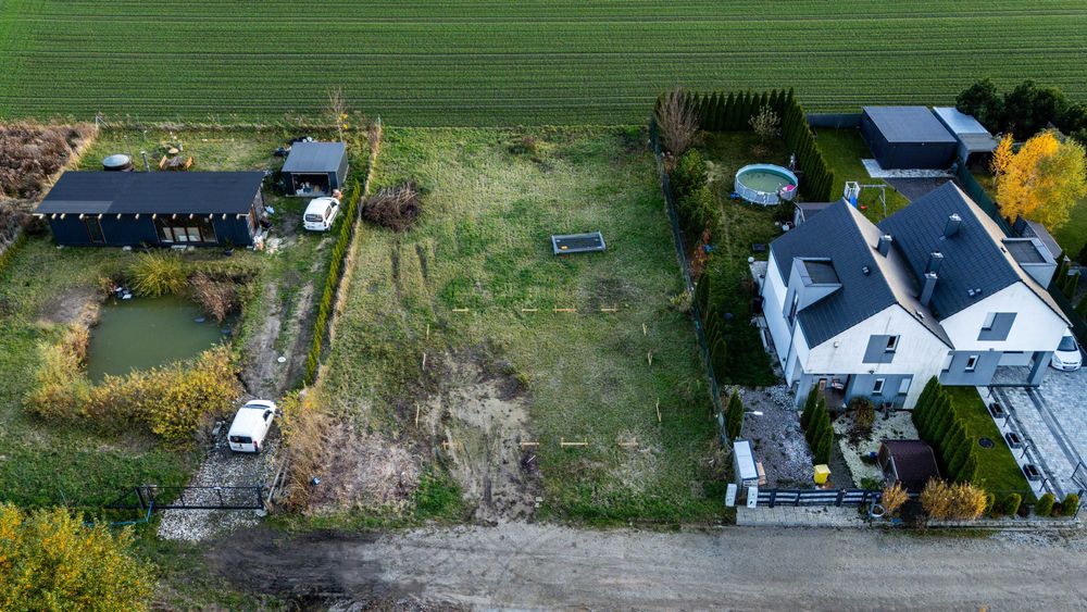 działka budowlana 987m2 z pozwoleniem na budowę