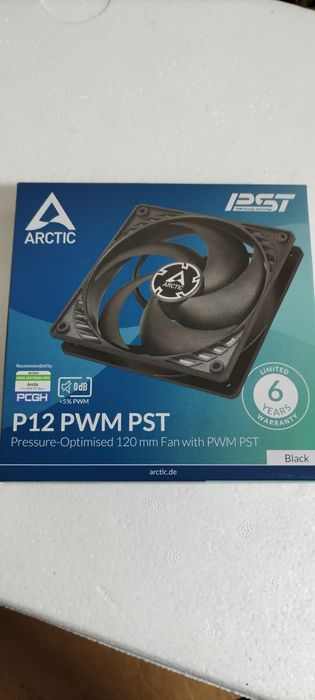 Вентилятор для корпуса Arctic P12 PWM PST Black (ACFAN00120A)