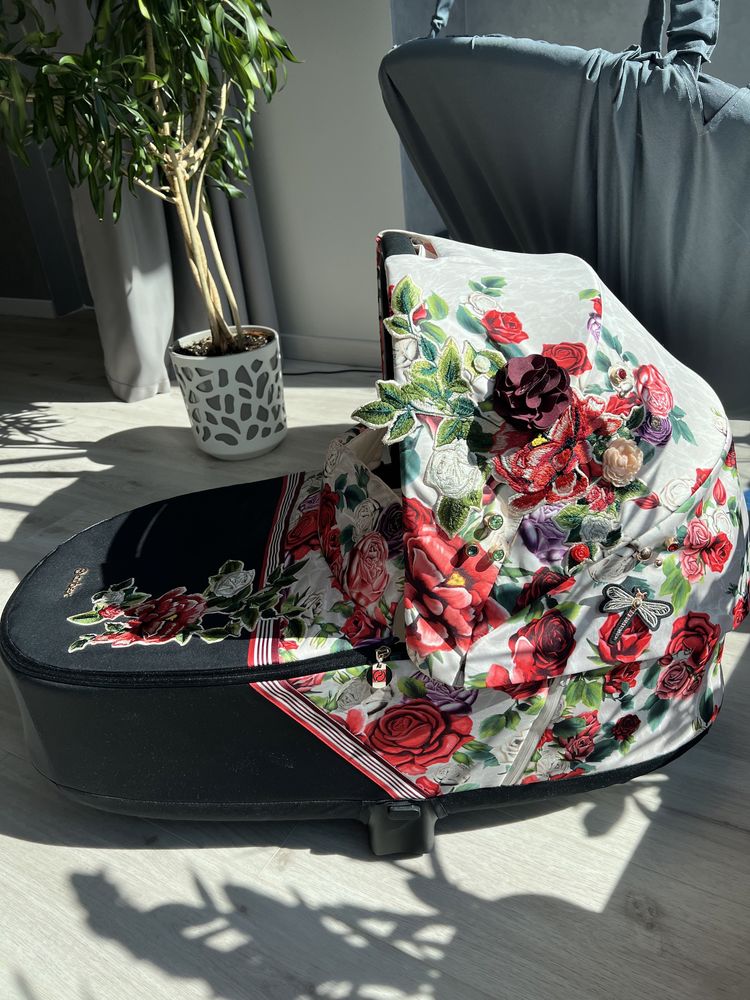 Люлька Cybex Priam Spring Blossom