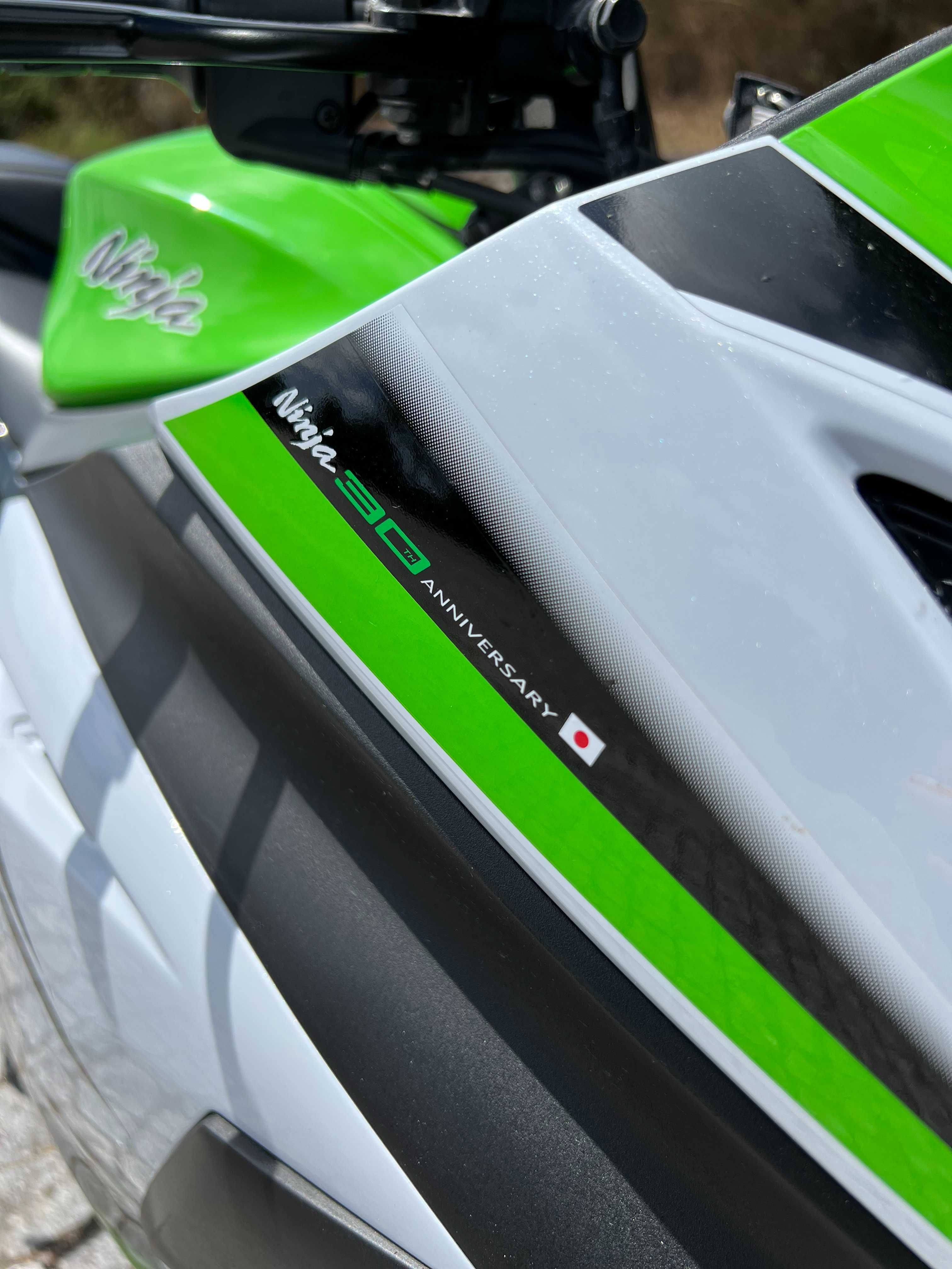 Ninja 300 Edição Aniversário c/Akrapovic