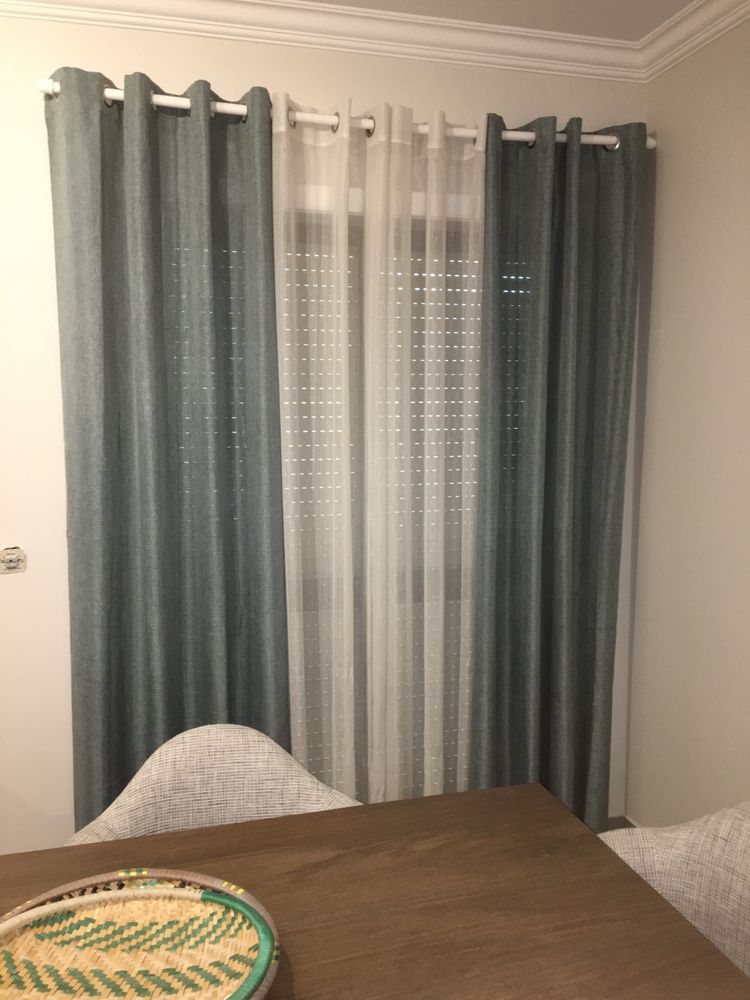 Cortinados como novos