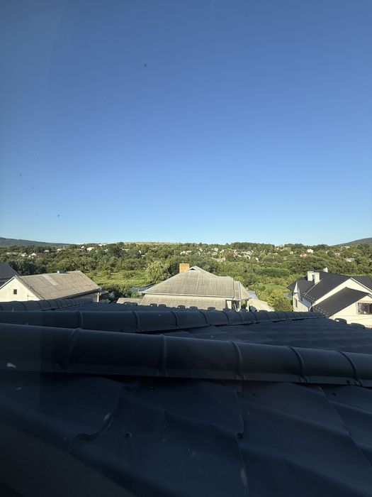 Не будинок, а зАмок.