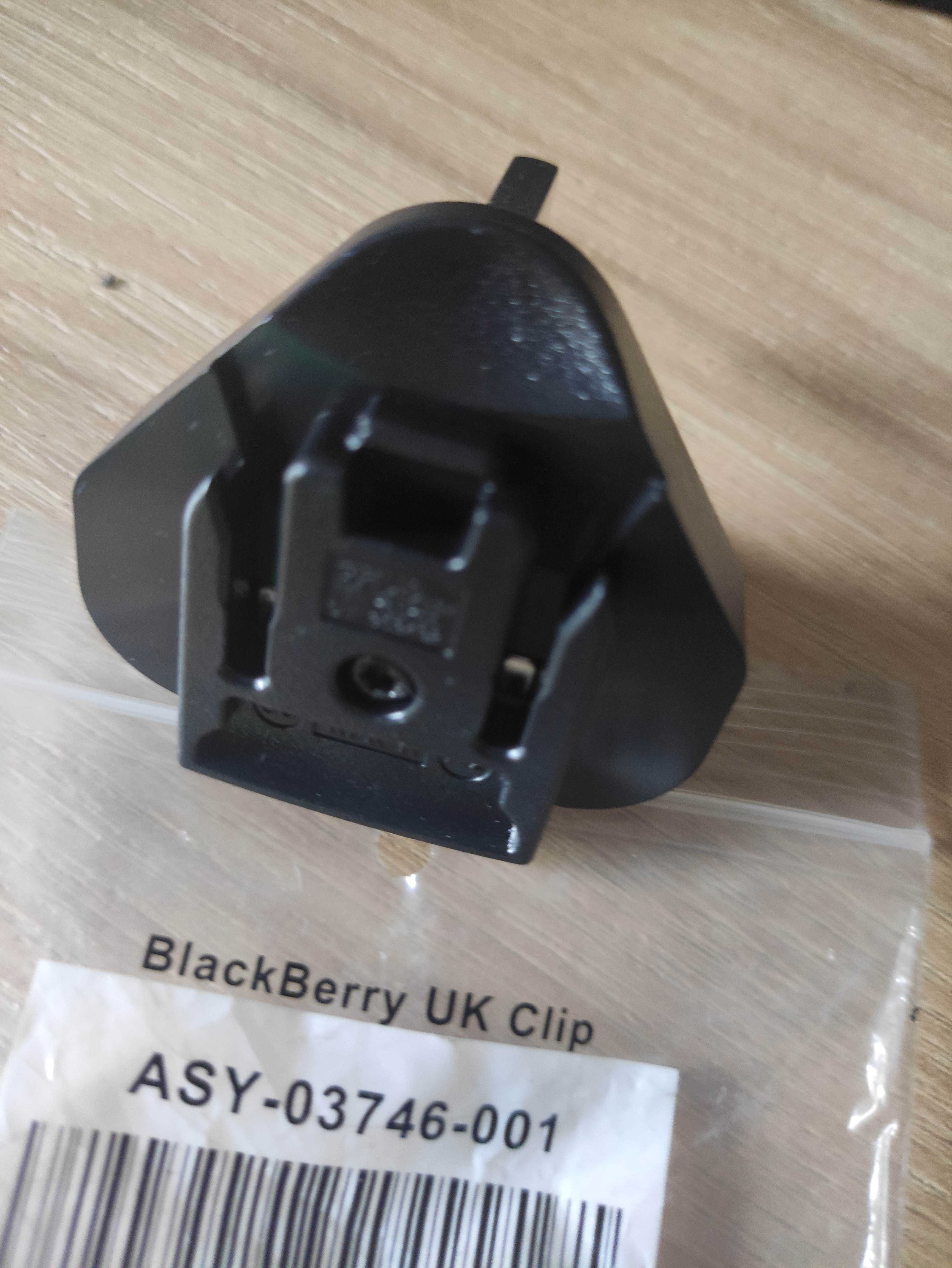 adapter Blackberry (UK clip) ASY model 0 3 7 4 6 - nowy