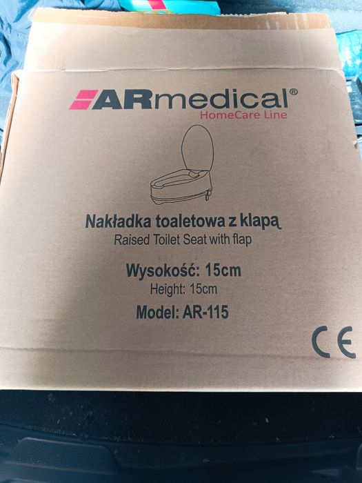 Nasadka toaletowa 15 cm z klapą AR-115 ARmedical