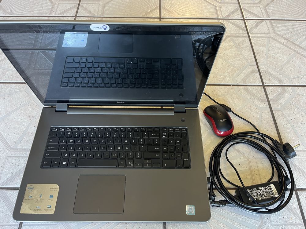 Dell Inspiron 17 5000 series