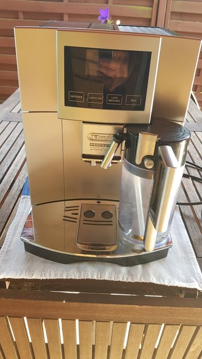 Expres DeLonghi Peefecta