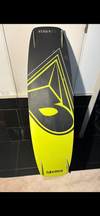 Prancha twintip carbon