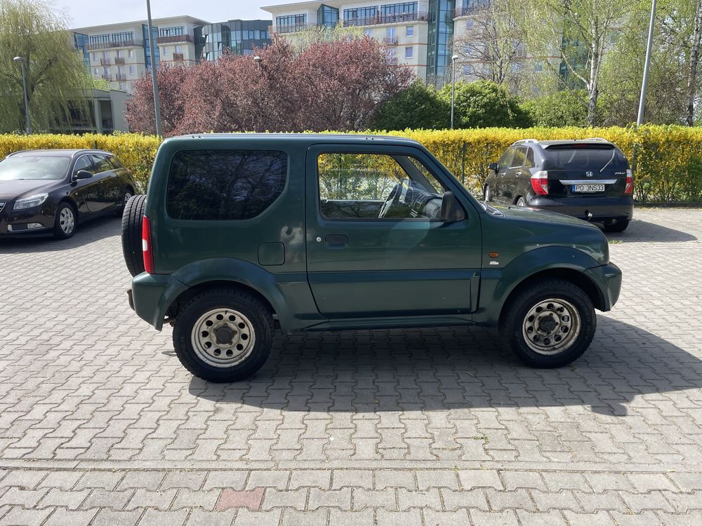 Suzuki Jimny 1.3 82KM hak 4x4