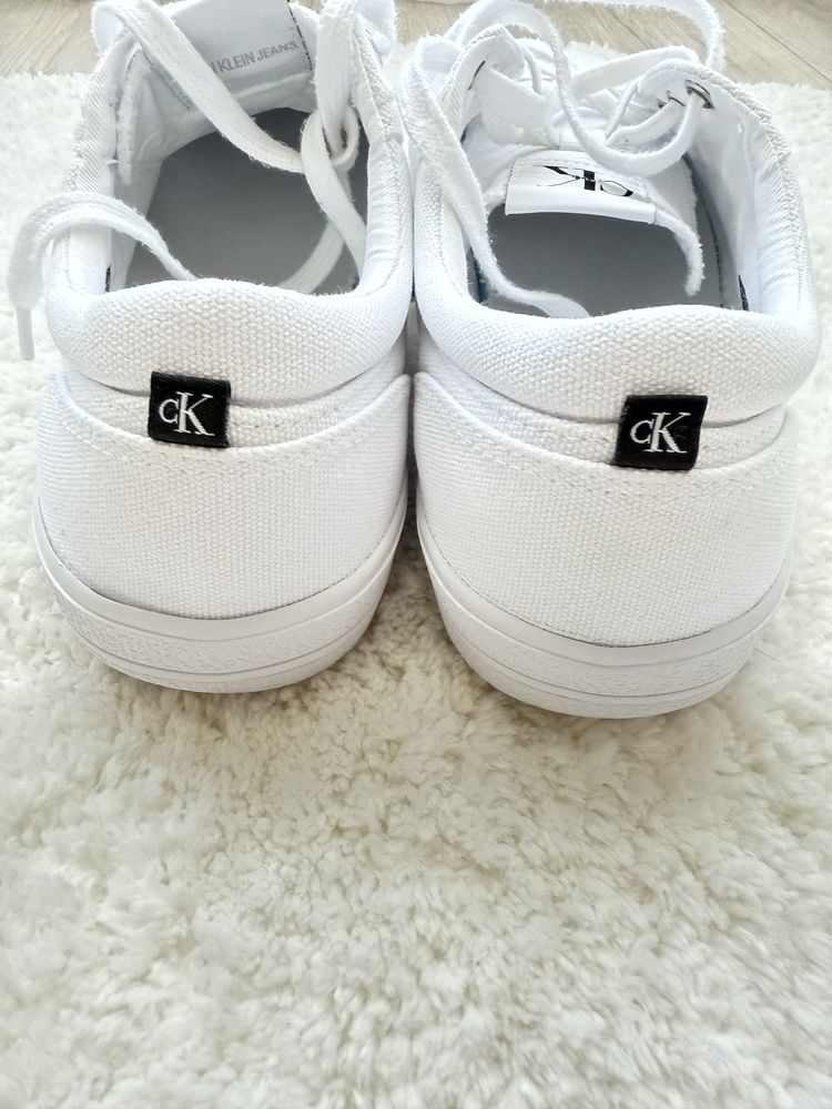 Кеди Calvin Klein, в гарному стані