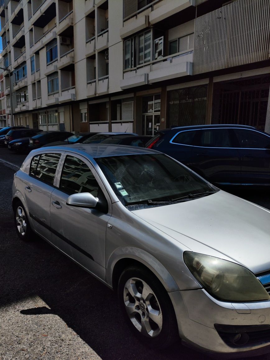 Opel astra 2005 cinzento