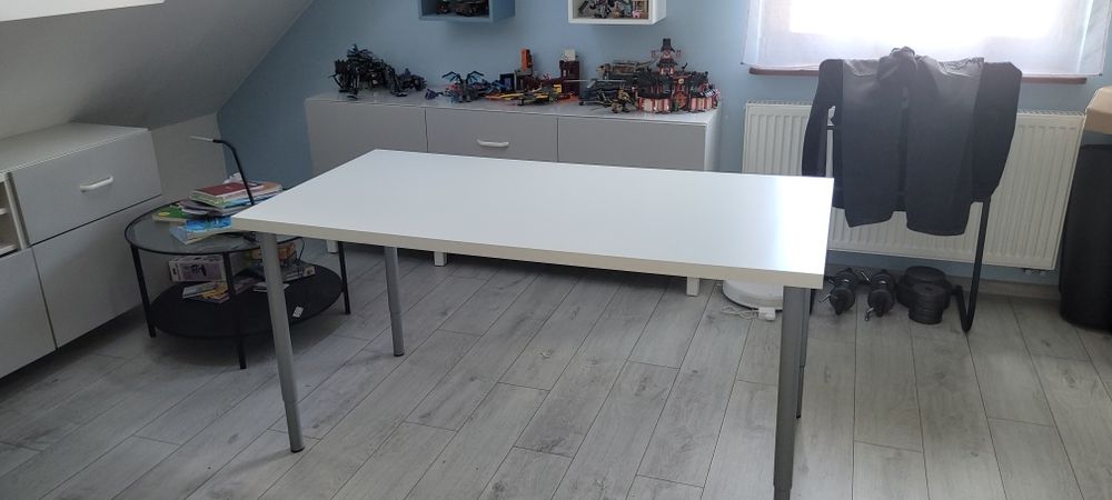 IKEA białe biurko 150x75cm, regulowana wysokość 60/90cm
