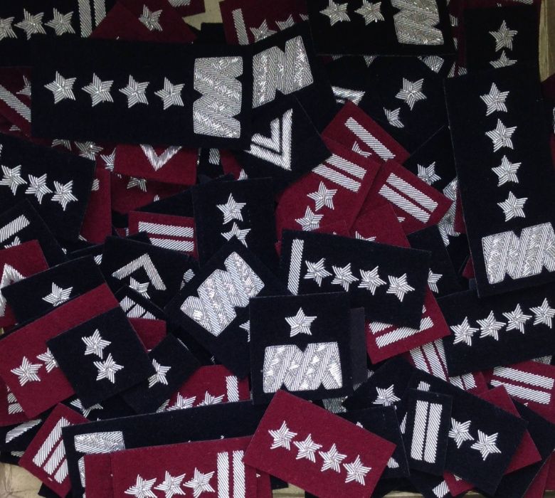 Haft ręczny bajorkiem