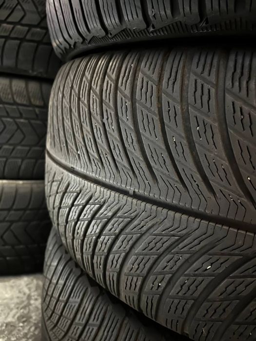 Комплект зимової гуми 275/50/20 Michelin