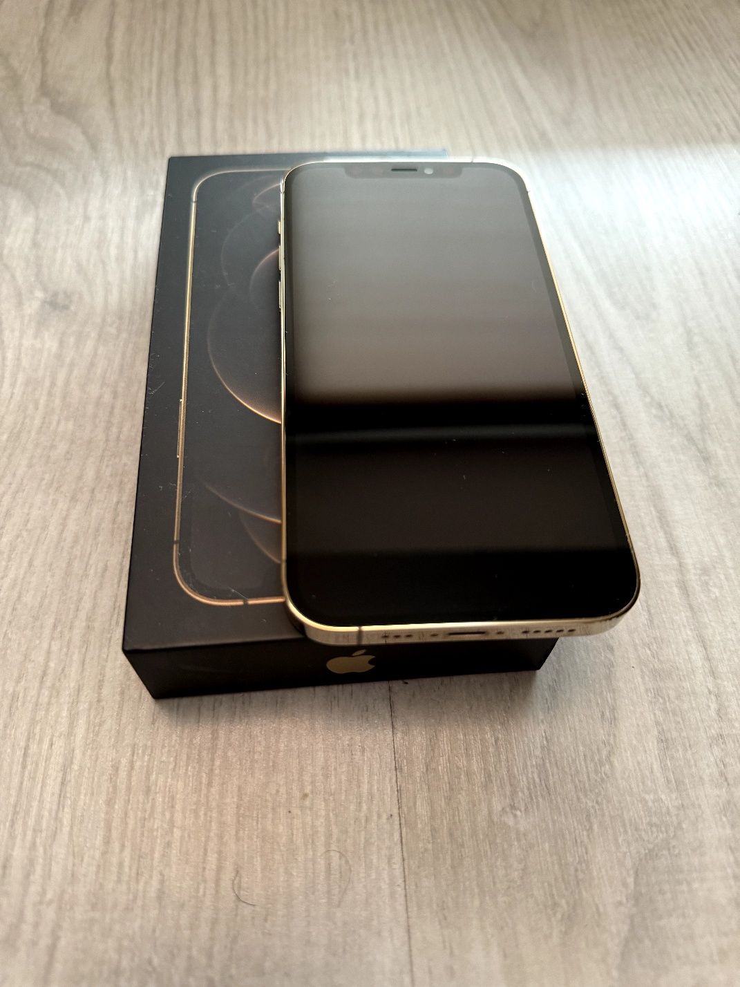 Iphone 12 Pro Gold Idealny