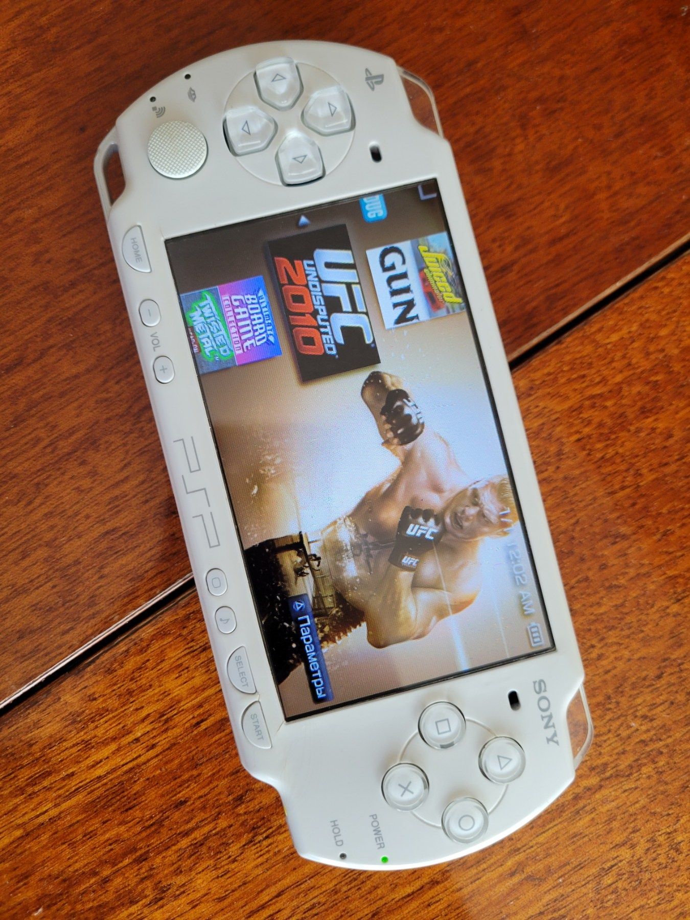 Sony psp portable 64гб+140 игр