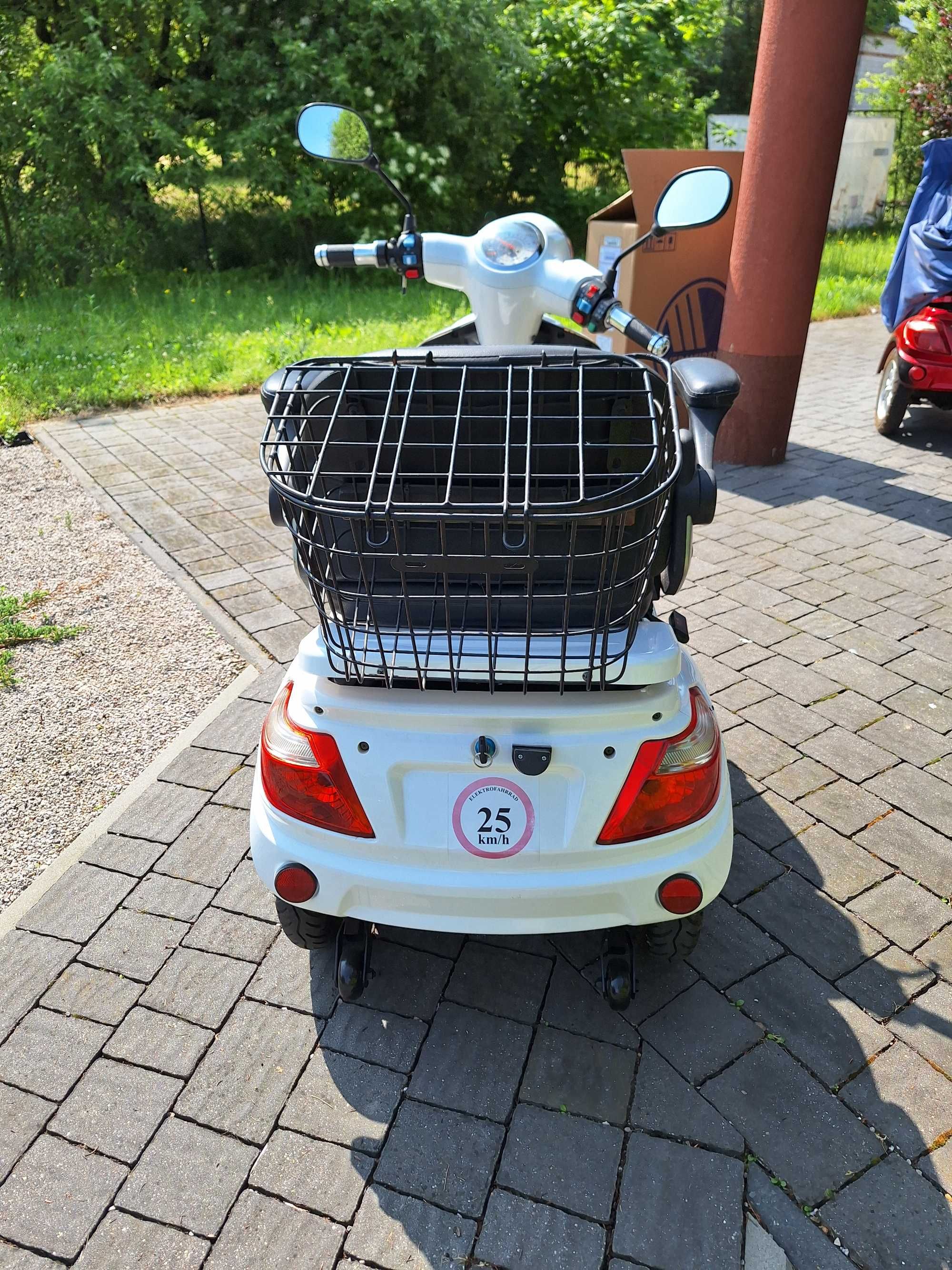 Skuter inwalidzki Z-Tech ZT-15-D