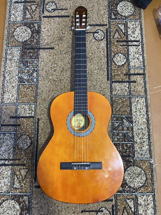 Класична гітара “Maxtone”