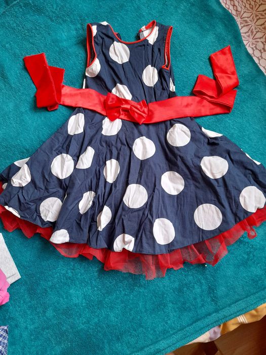 Сукня святкова 116р