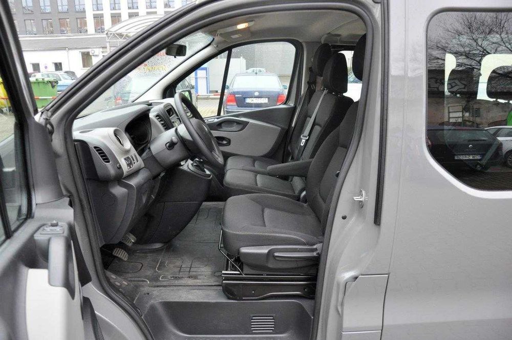 Renault Trafic, Wynajem długoterminowy, wypożyczalnia aut