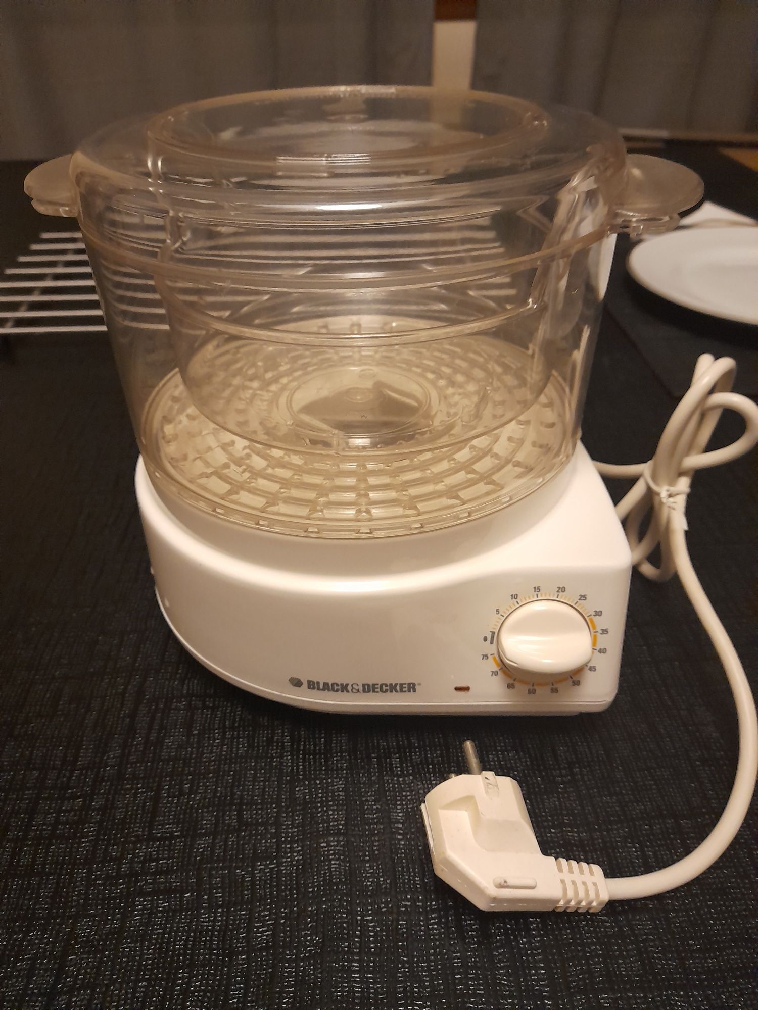 Máquina de cozer a vapor Black Decker