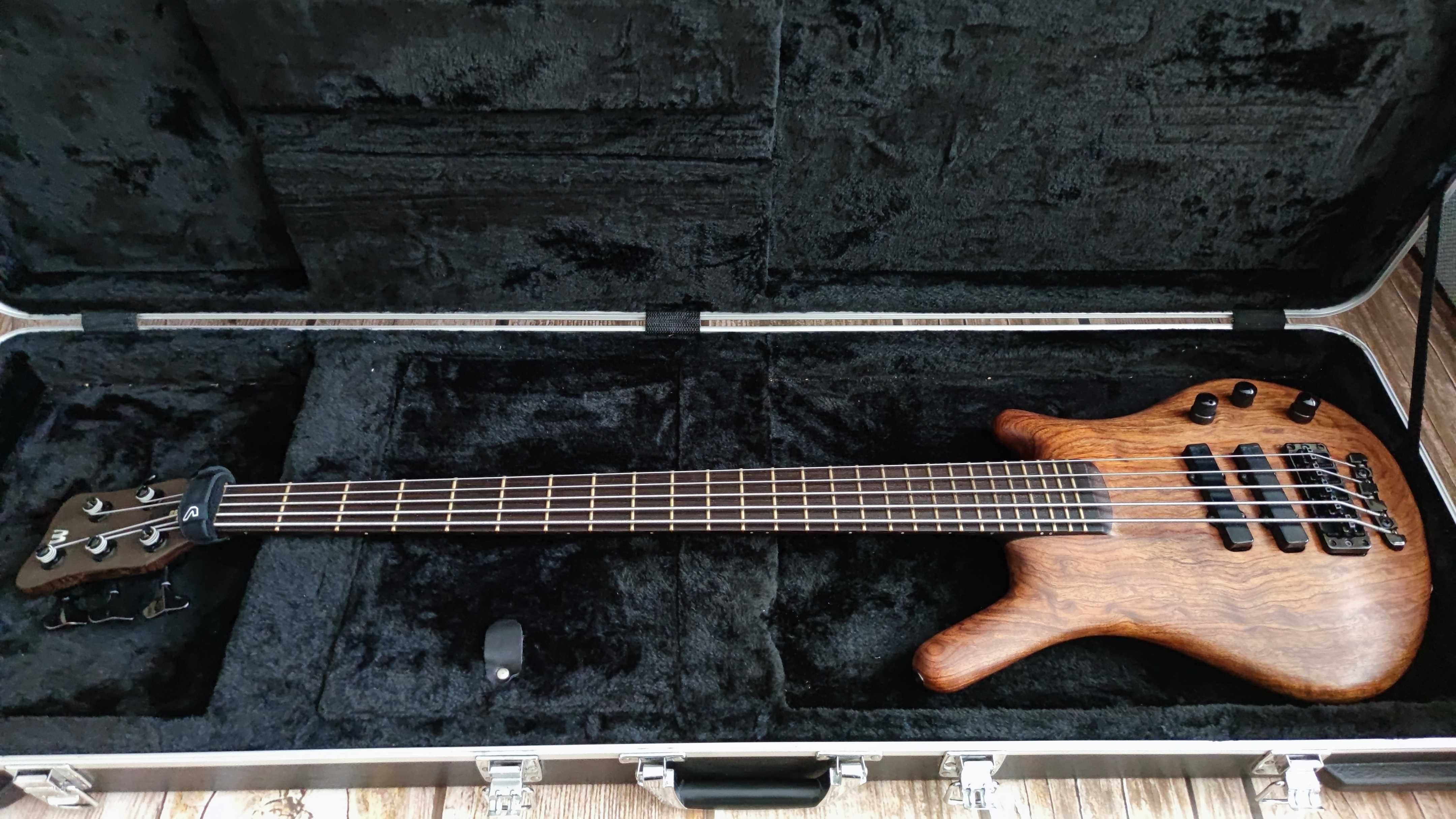Warwick Rockcase RC ABS 10505 B futerał do basu gitary basowej case