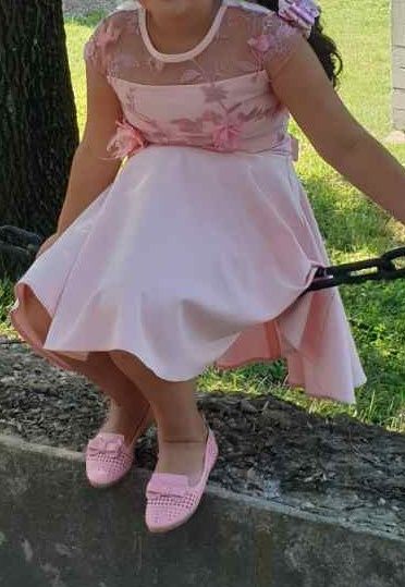 Нарядне плаття для дівчинки 152р