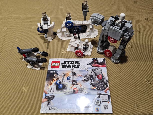 Klocki LEGO Star Wars Obrona Bazy Echo 75241
