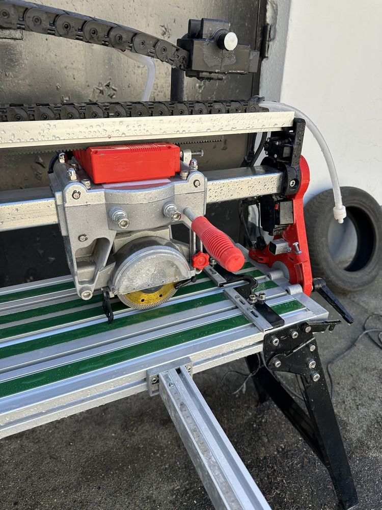 Maszyna wodna Wertec 1200mm automat