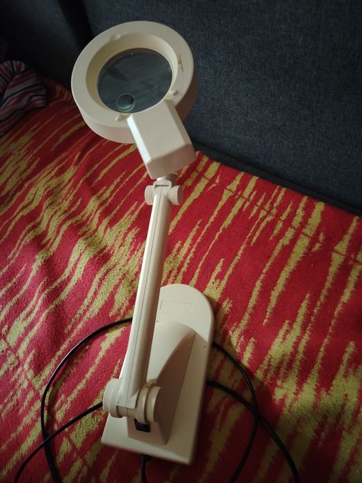 Vintage lampa z lupą jażeniówka spalona