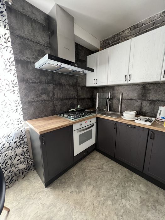 Оренда будинку  на Чередниках