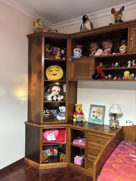 Quarto em madeira maciça cerejeira - cama corpo e meio