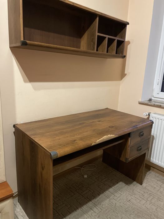 Sprzedam biurko z półką