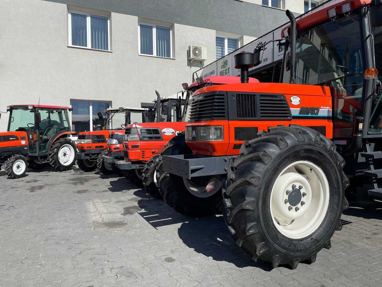 Kubota L1 235 Трактор японський