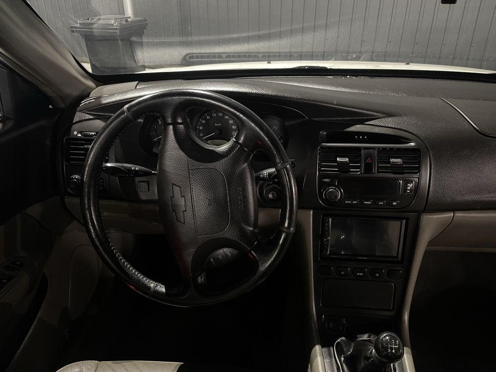 Авто Chevrolet evanda