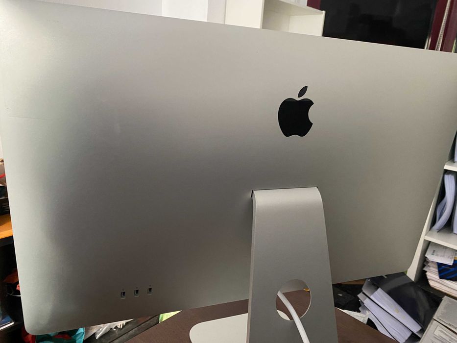 Apple Thunderbolt Display 27" Avariado e Partido