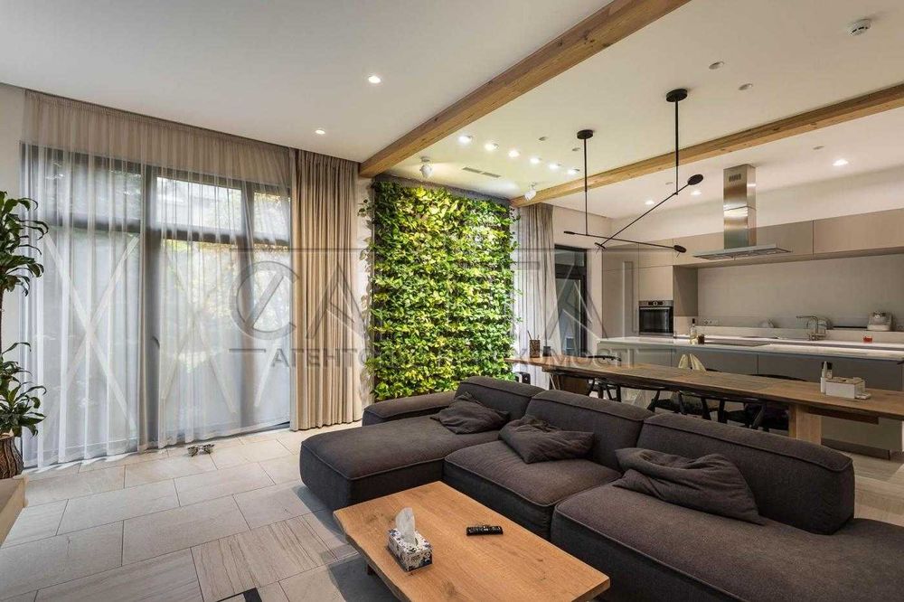 Оренда / Будинок
Київ, Голосіївський район, вул. Лютнева, 58