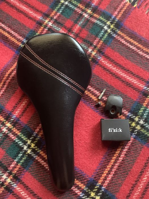 Fizik Kurve Chameleon - siodełko