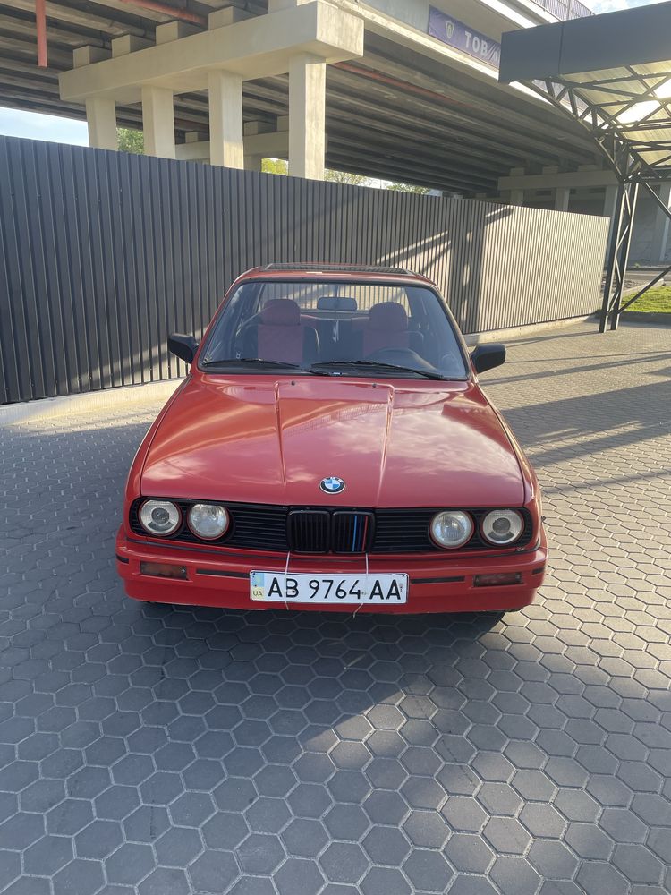 Продам B M W e30