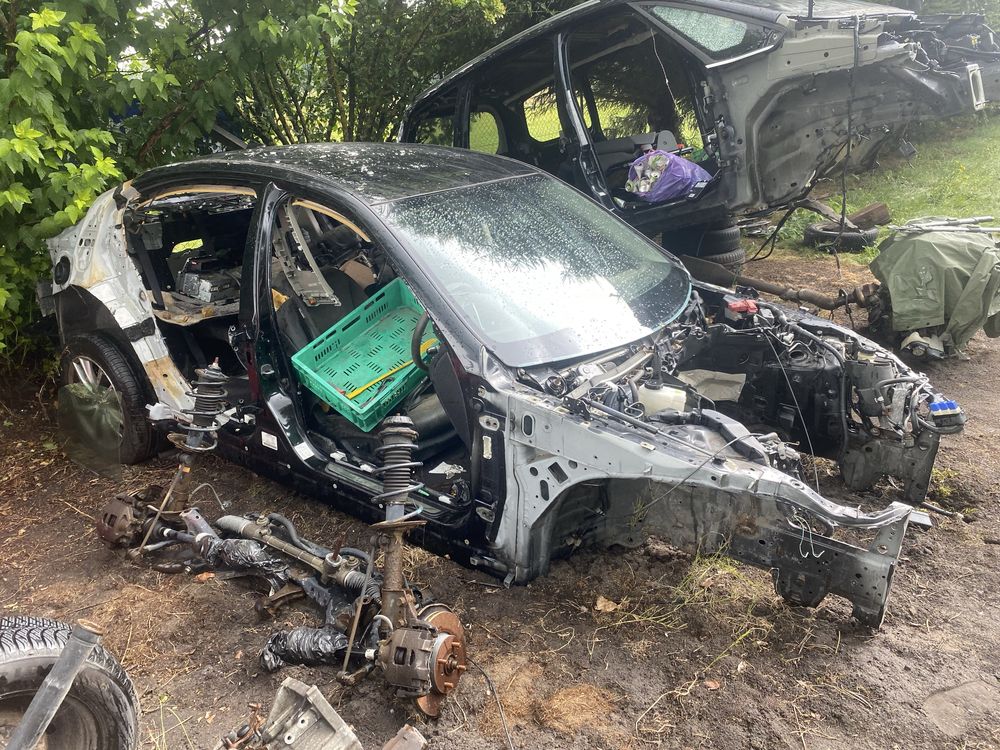 Infiniti q50 karoseria dach blotnik ceiartka podluznica