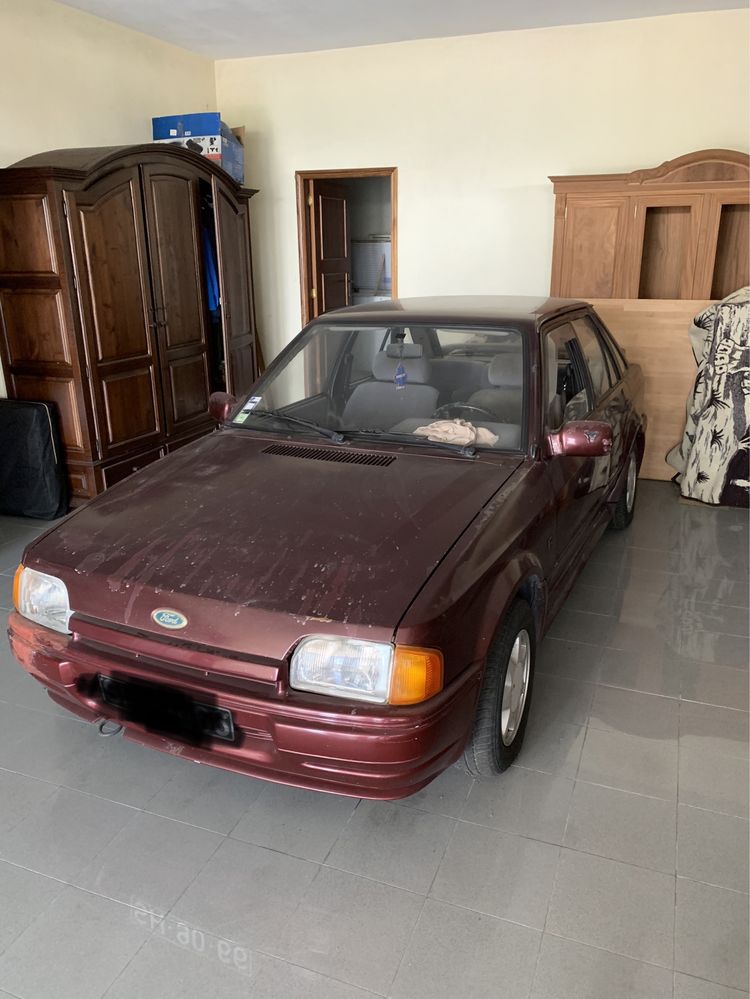 Vendo Ford Escort
